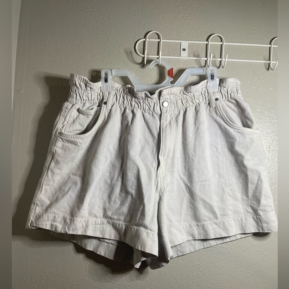 Forever 21 Cream Paper Bag Shorts with Flared legs